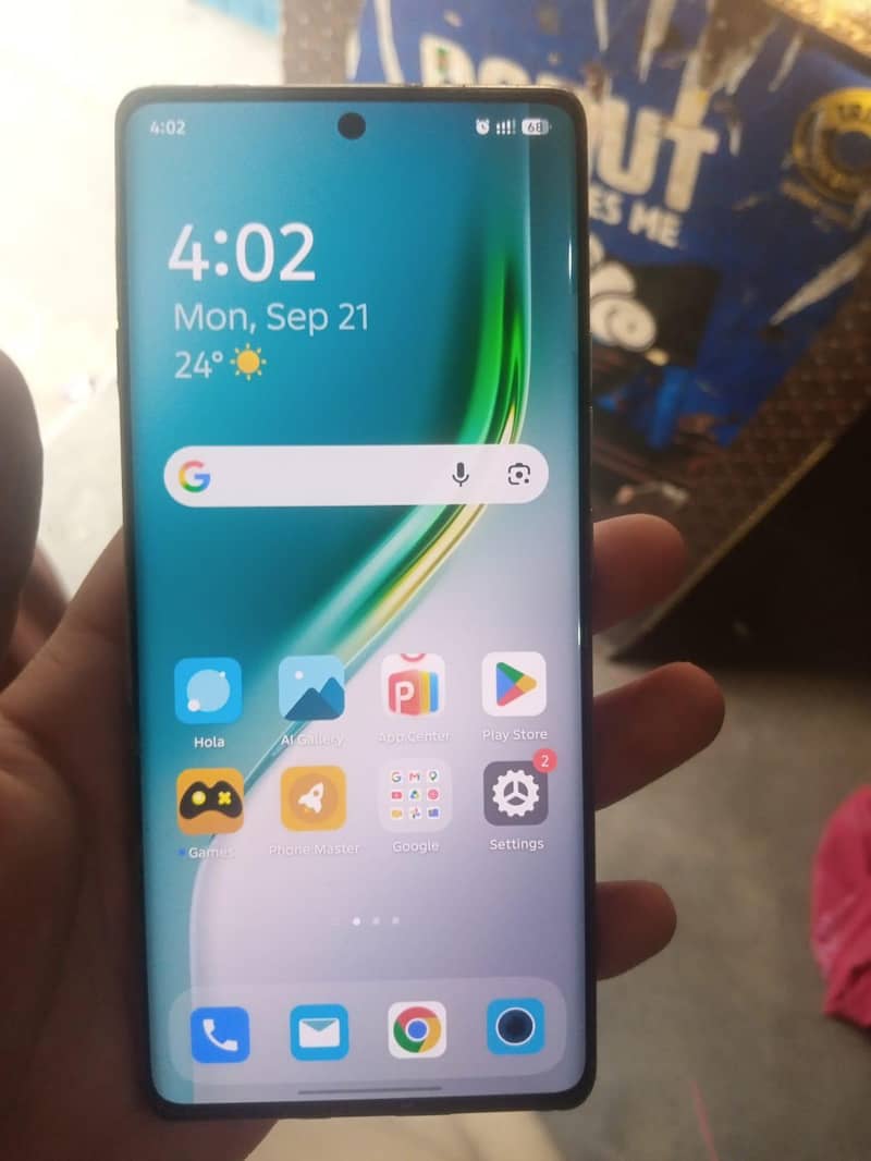 Tecno CAMON 40 Pro 0