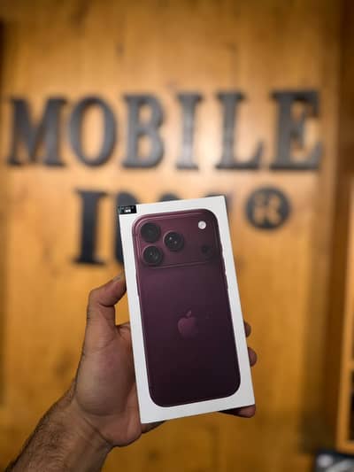 Brand New Box Pack NON Active Apple Iphone 18 Pro Dual E-SIM TDRA