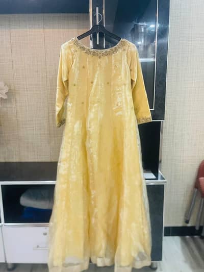 dress selling