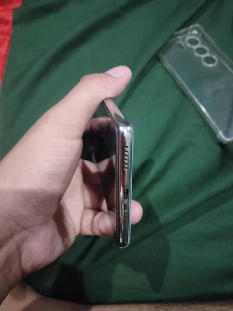 Tecno CAMON 40 4