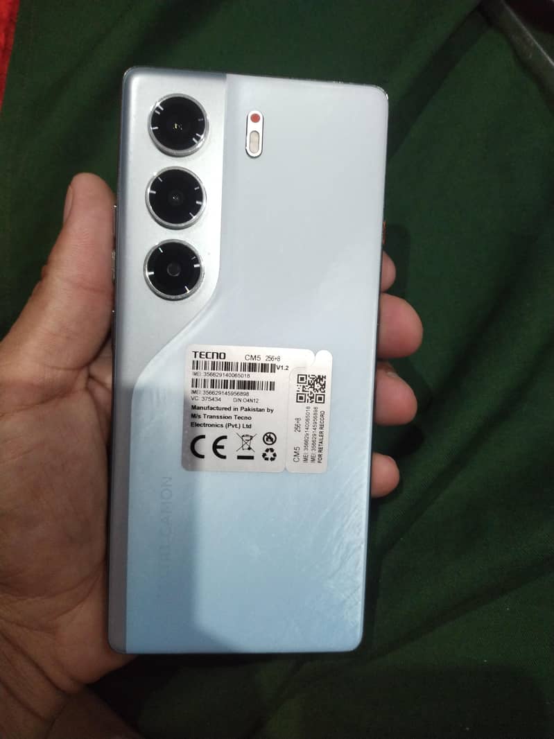 Tecno CAMON 40 6
