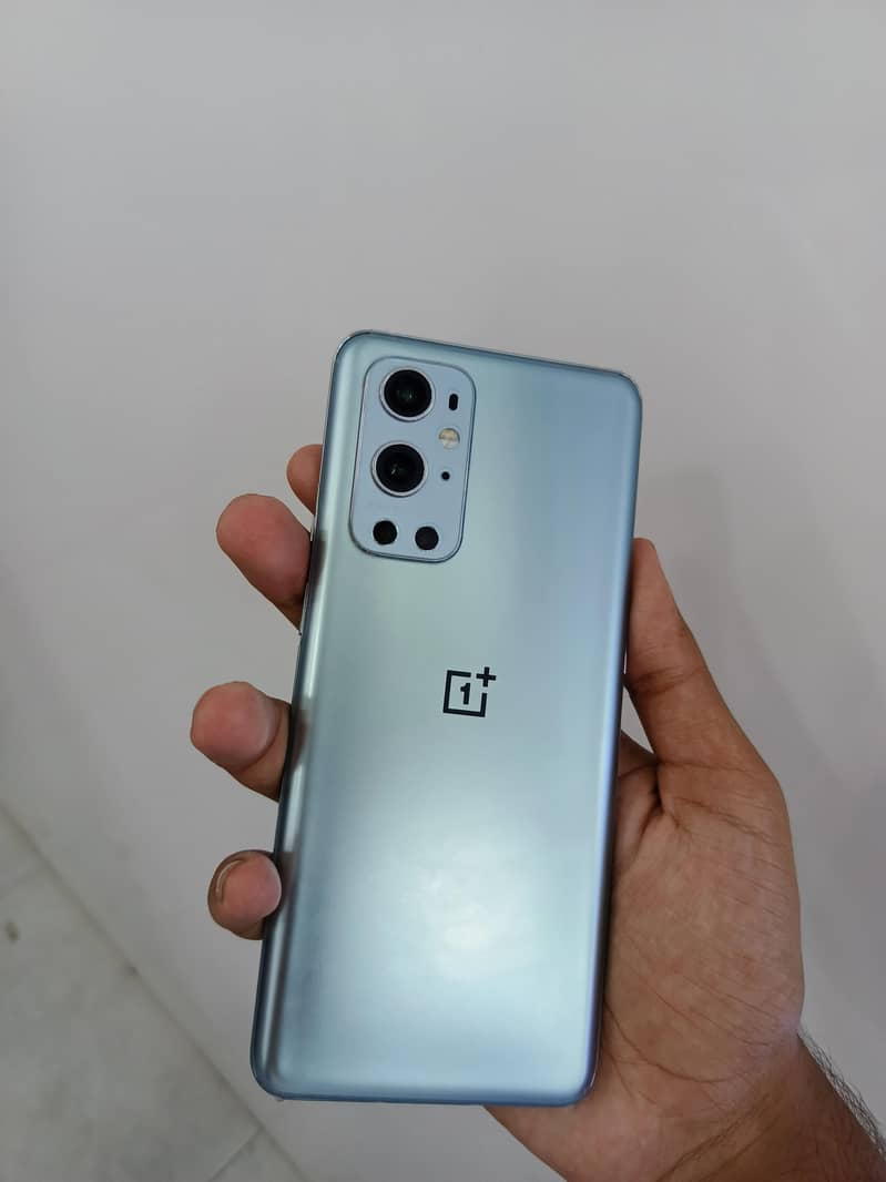 One Plus 9 Pro 0