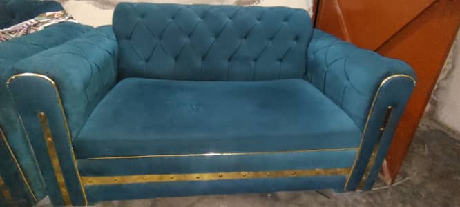 Beautiful Sofa Set – Good Condition | Comfortable & Durable