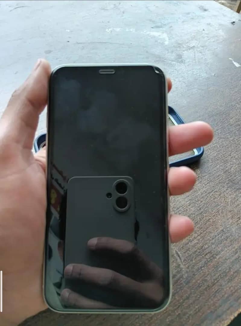 Apple iPhone 11 1