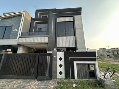 05 Marla Ultra Modern Designer House  Al Jalil Garden C Block