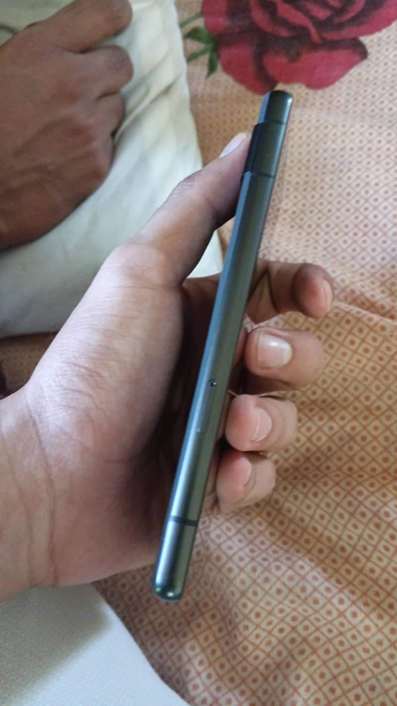 Google Pixel 7a 2