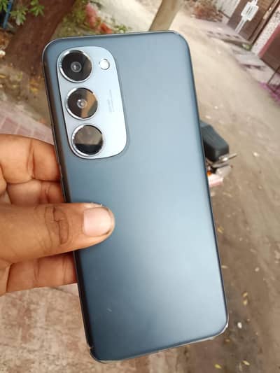 tecno spark 40 pro Plus condition 10 by 10 full box
