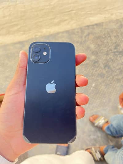Apple iPhone 12