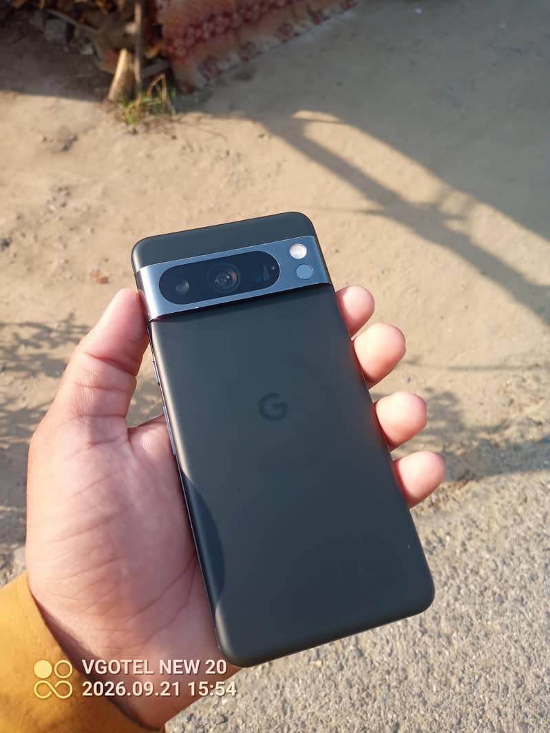 Google Pixel 8 Pro 2