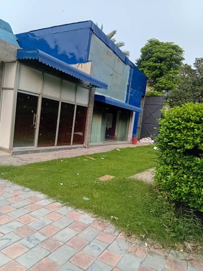 2 Kanal Double Storey Commercial House For Rent At 150ft Double Road Near Al-Janat Marraige Hall Township Lhr*