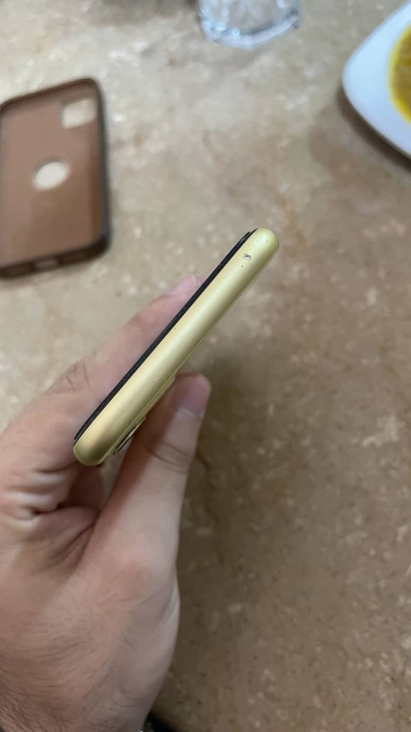 Apple iPhone 11 5