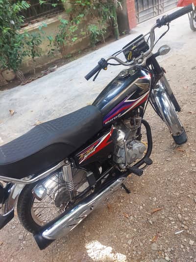 For Sale Cg125 Model 2017 Hyderabad Number Aamir Ali 0308 8953786