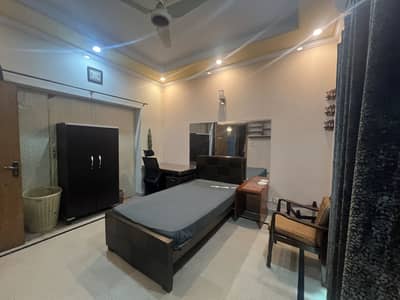 10MARLA 1BED FURNISHED LOWER PORTION IN PACE WOODLAND ( ONLY FOR BACHELOR MALE OR FEMALE )