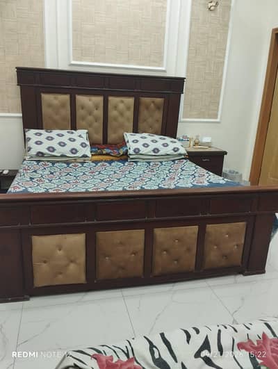 Bed With Side Tables