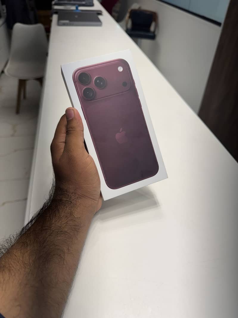 Apple iPhone 18 Pro Max 1