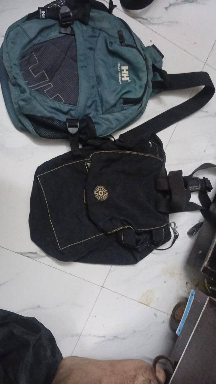 travling items 5