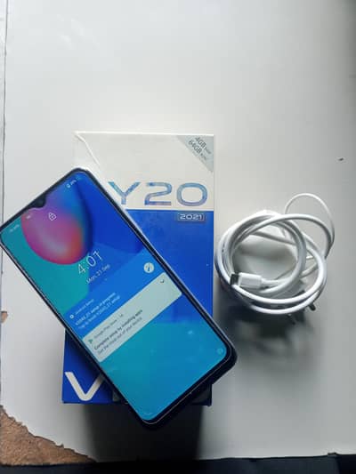 vivo y20 ram4. memory 64 with BOX charge