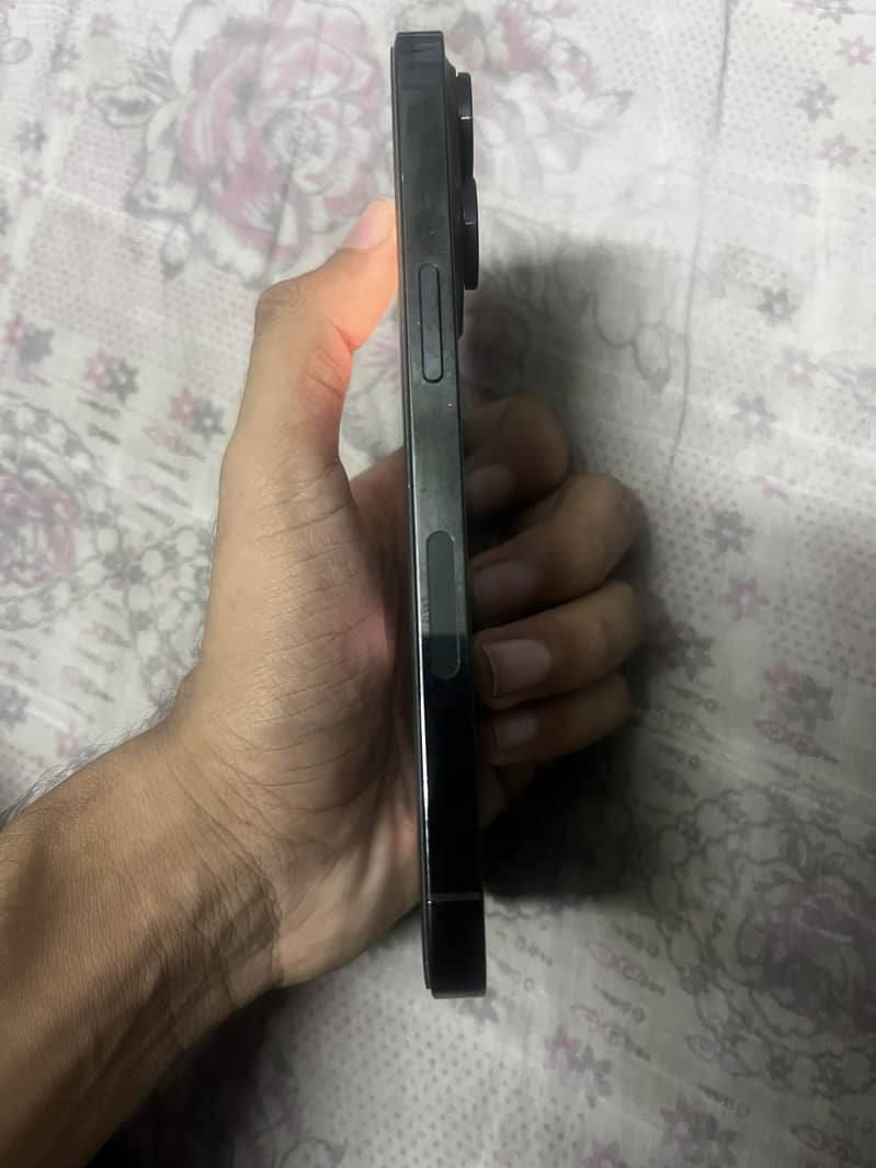 Apple iPhone 13 Pro 3
