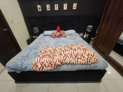 King Size Bed with 2 Side Tables in Mint Condition