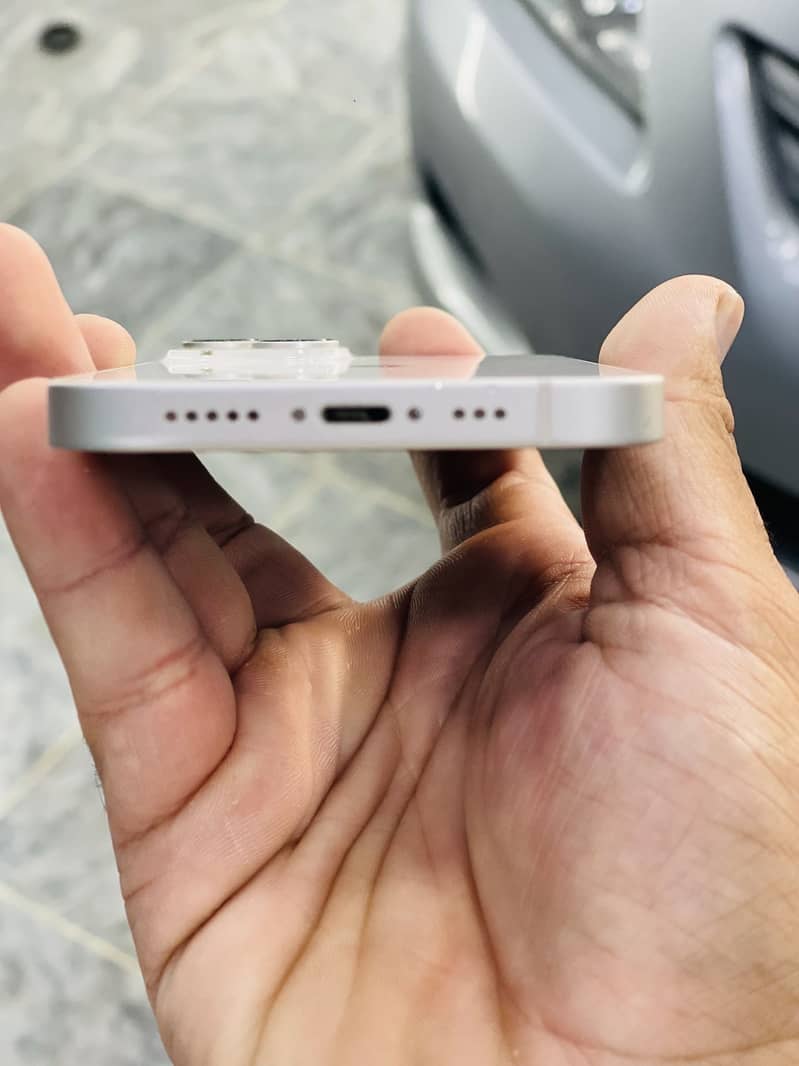 Apple iPhone 14 2