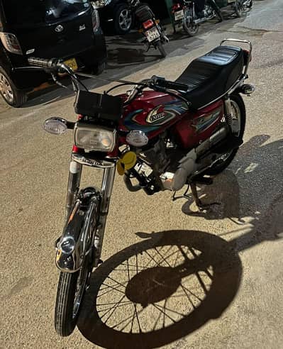 United 125 1st owner mint condition