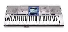 Yamaha Digital Keyboard / Piano Psr-1500 in Mint Condition