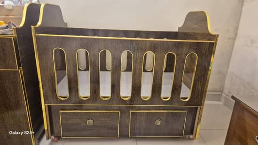 Stylish Baby Crib With Storage Drawers - Rs 45000  Rs 45,000