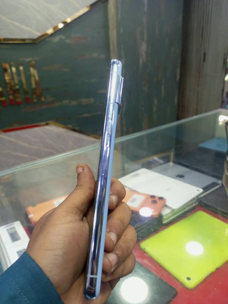 Google Pixel 8 Pro 3