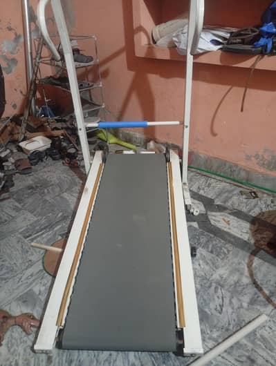 TREADMILL RUNNING MACHINE FOR SALE
