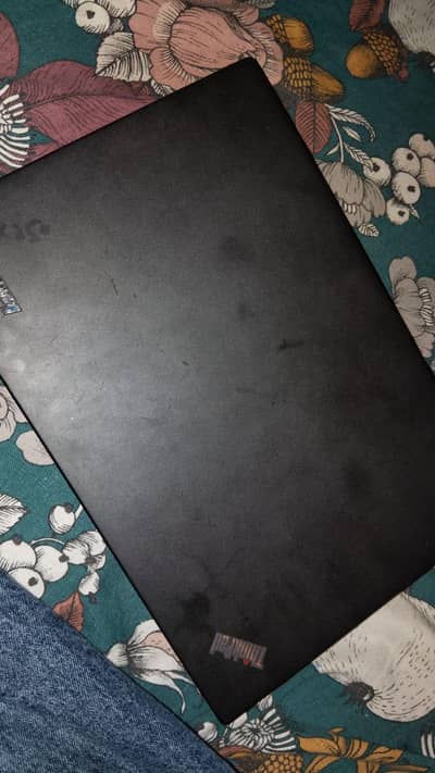 Lenovo ThinkPad X250 — i7 5th 8gb ram 256 ssd