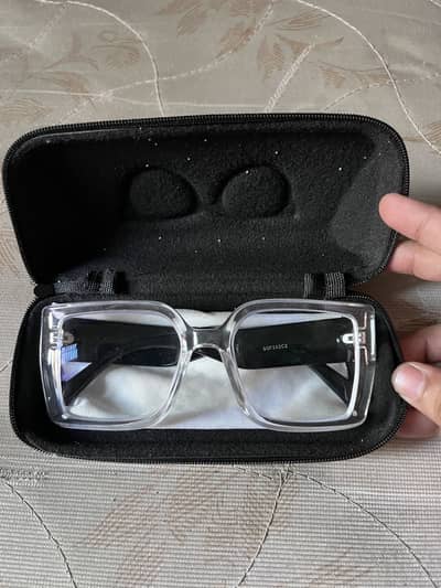 Transplant Glasses