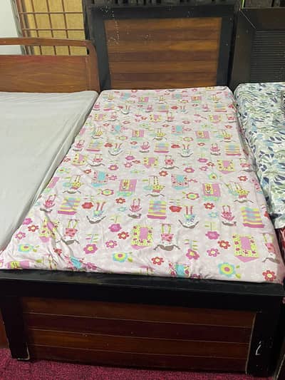 sengle beds