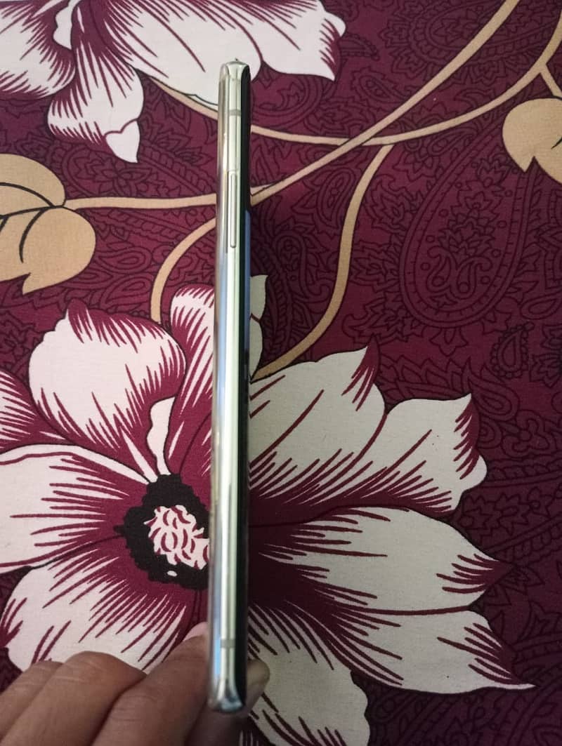 One Plus 8 5g 5