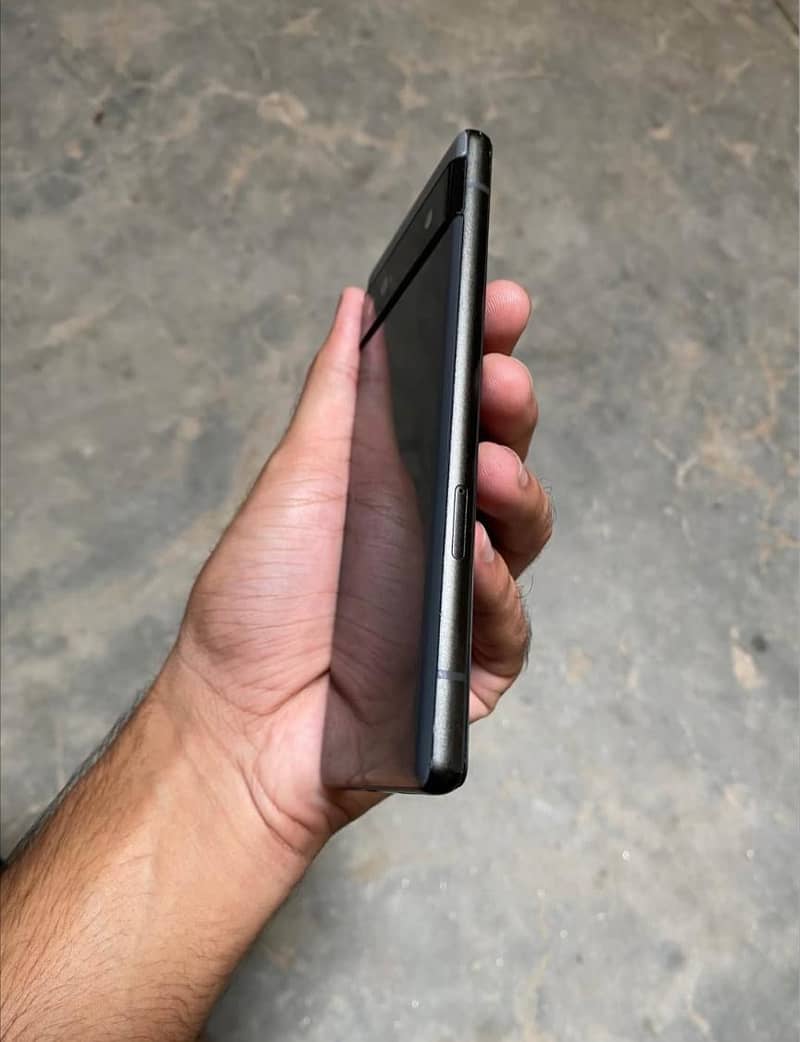 Google Pixel 6a 1