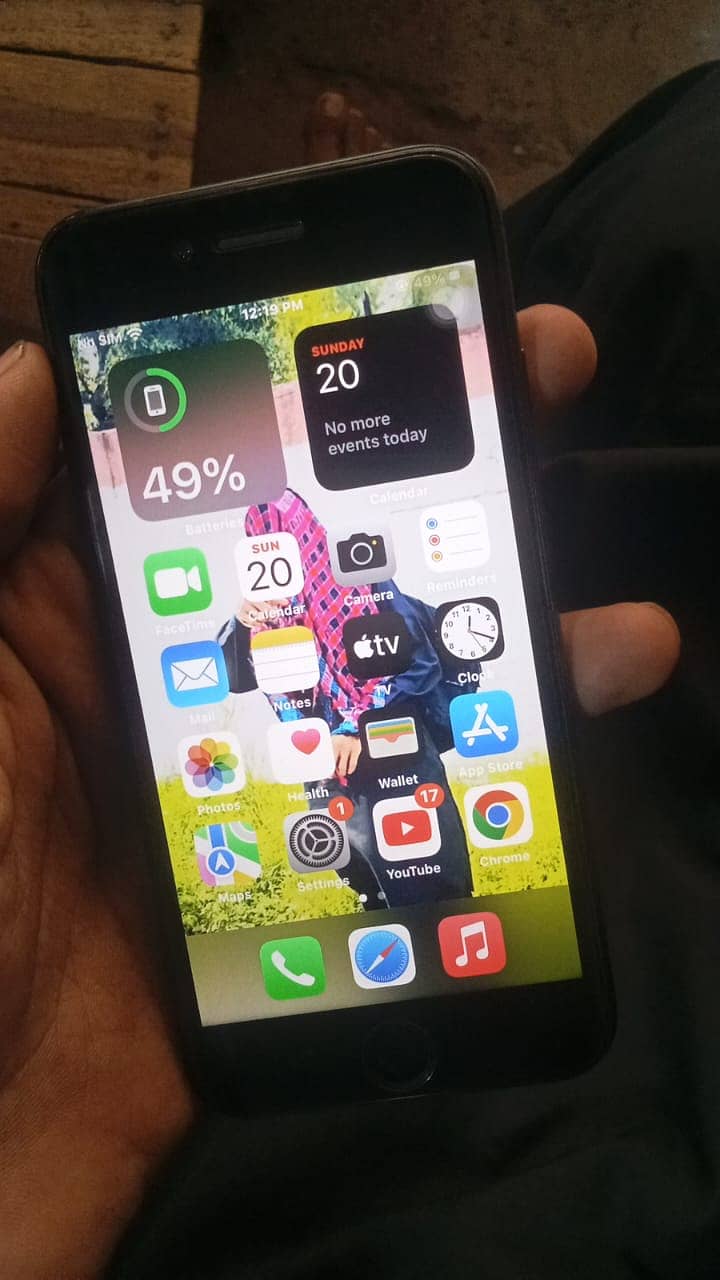 Apple iPhone 7 1