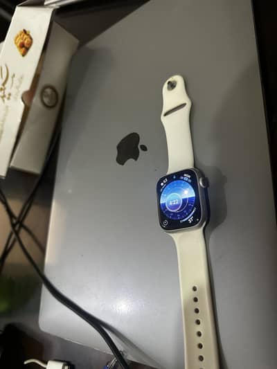 Apple Watch Series 9 – 45mm | GPS | Excellent Condition