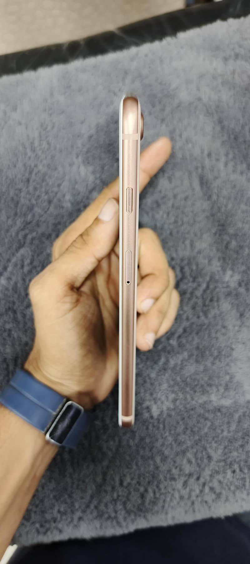 Apple iPhone 8 Plus 2