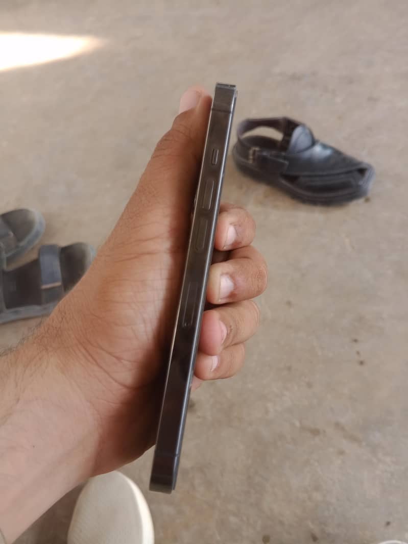 Apple iPhone 13 Pro 5