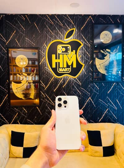 iPhone 15 Pro Max 256GB 96 Health Waterpack