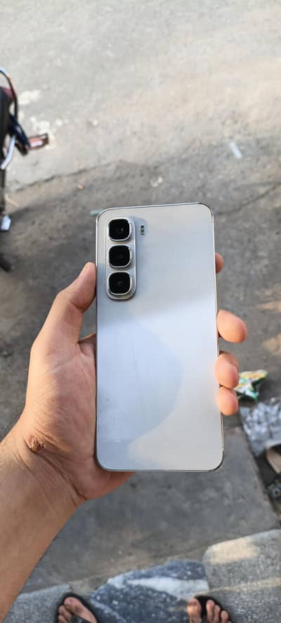 Infinix hot 60i 6/128