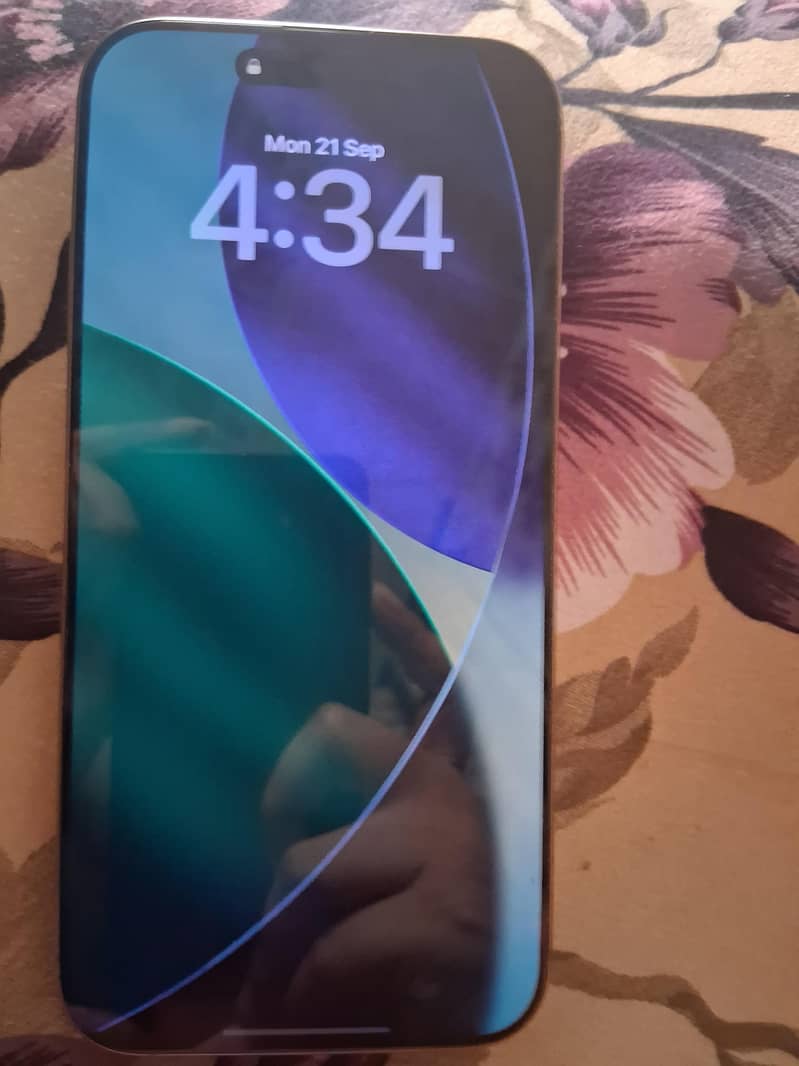 Apple iPhone 16 Pro Max 0