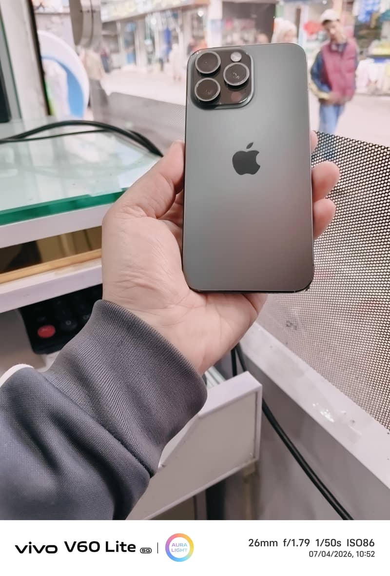 Apple iPhone 15 Pro Max 1