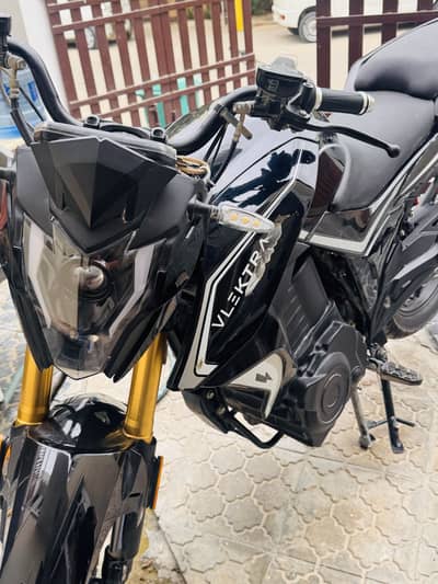 Vlektra 2026 bolt urjent sale 10/10