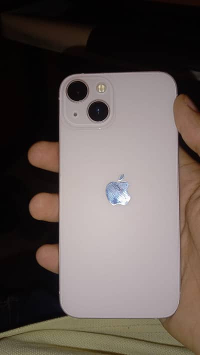 Apple iPhone 13