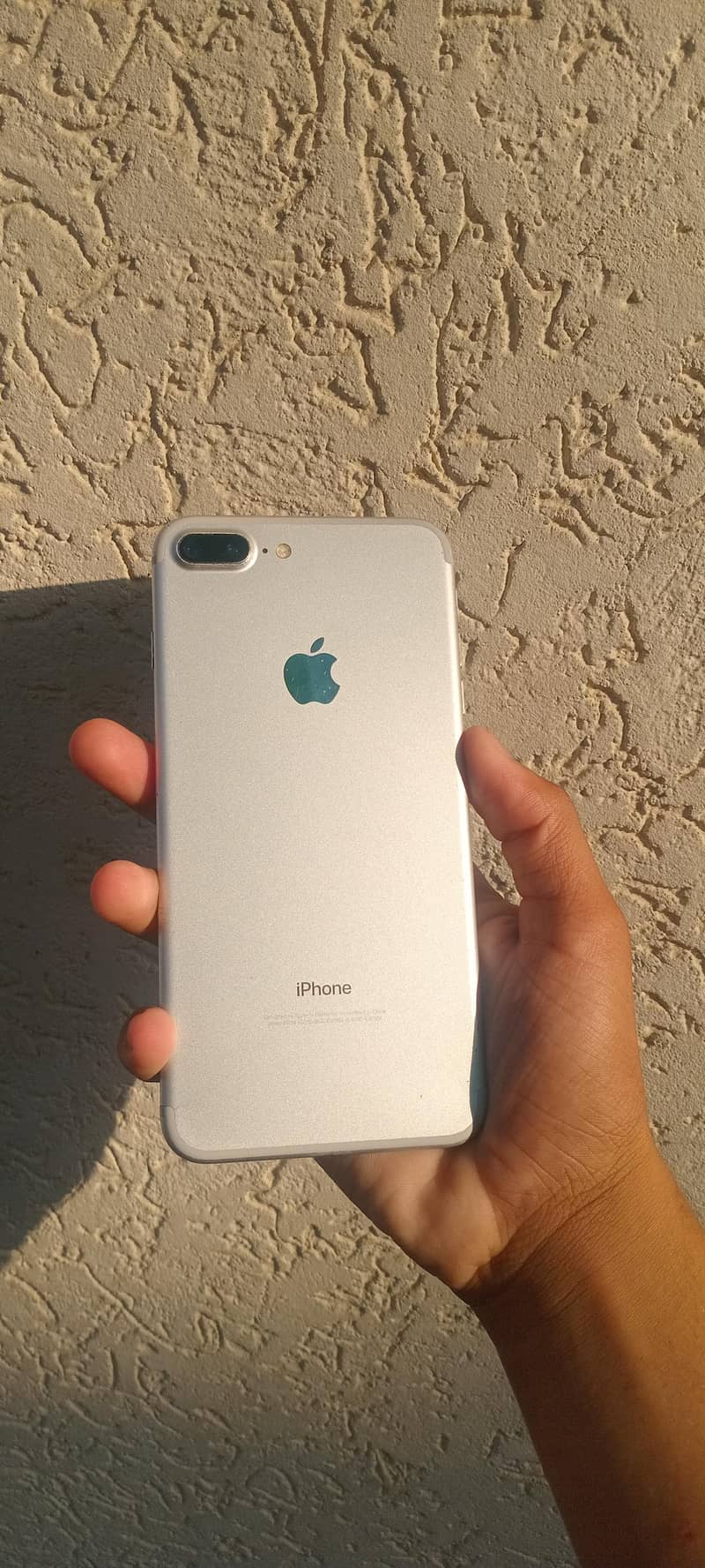 Apple iPhone 7 Plus 0