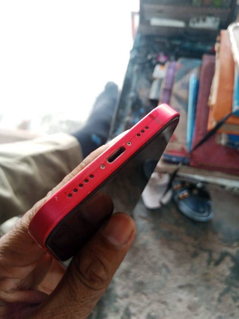 Apple iPhone 12 1