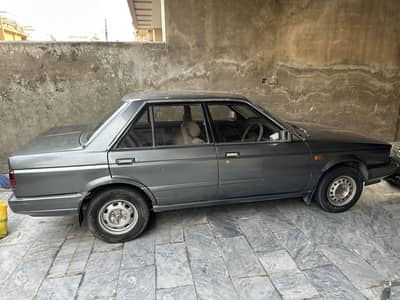 Nissan Sunny 1987