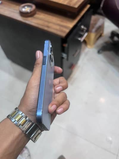 Apple iPhone 13 Pro