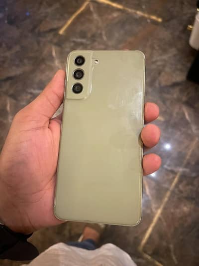 Samsung Mobile S21 FE