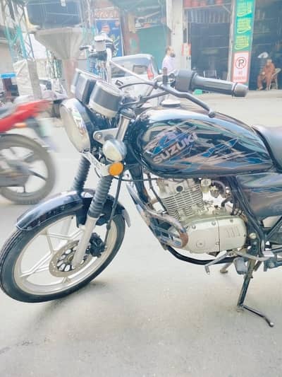 Suzuki GS 150 SE